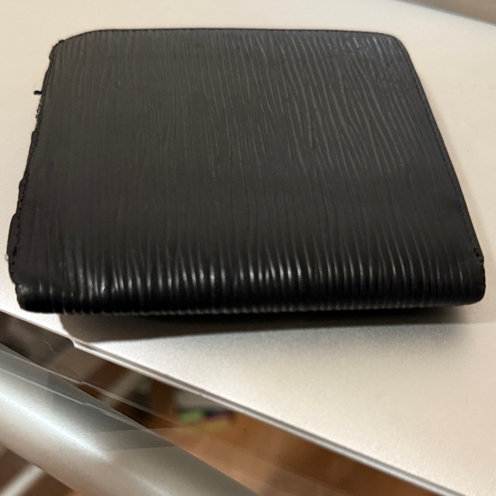 Black Textured Wallet - Picture 10 of 10